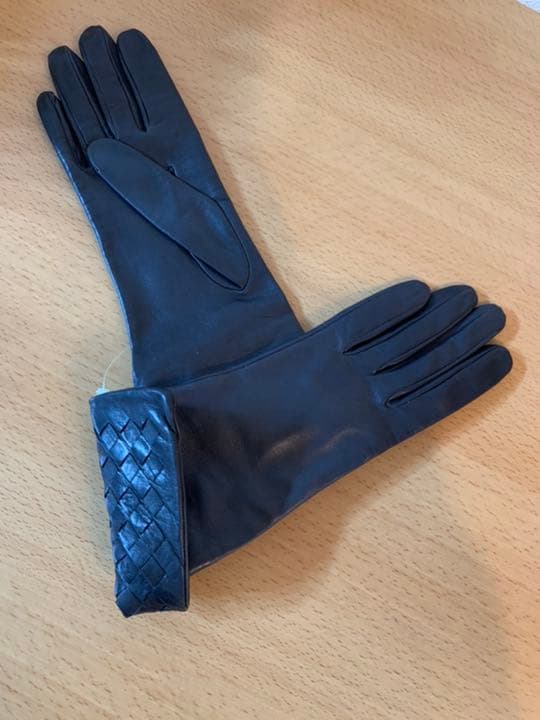 胡蝶蘭様専用 Sermoneta gloves 革手袋黒 新品 - メルカリ