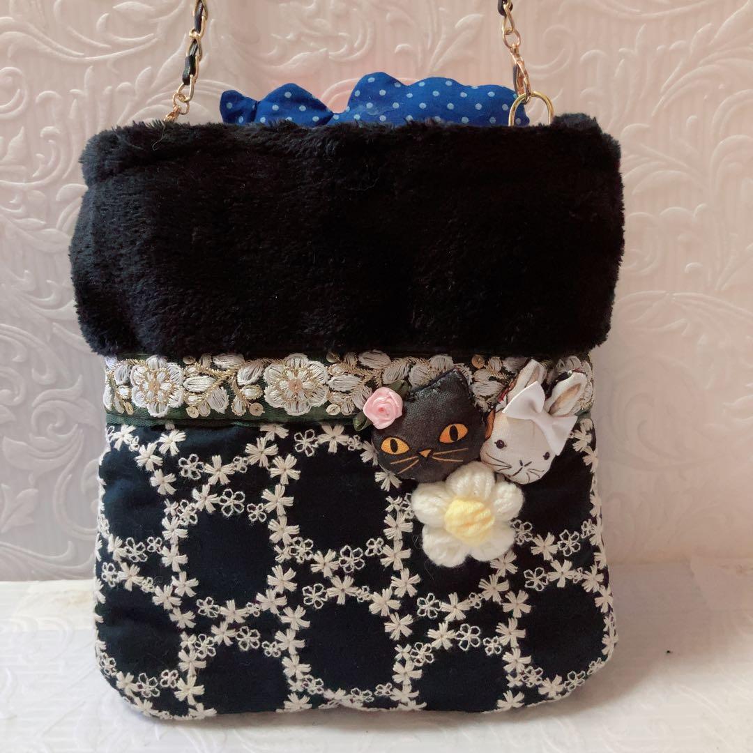 BIGバミちゃんふわふわサコシュ コヤンイサムチョン 花柄刺繍生地