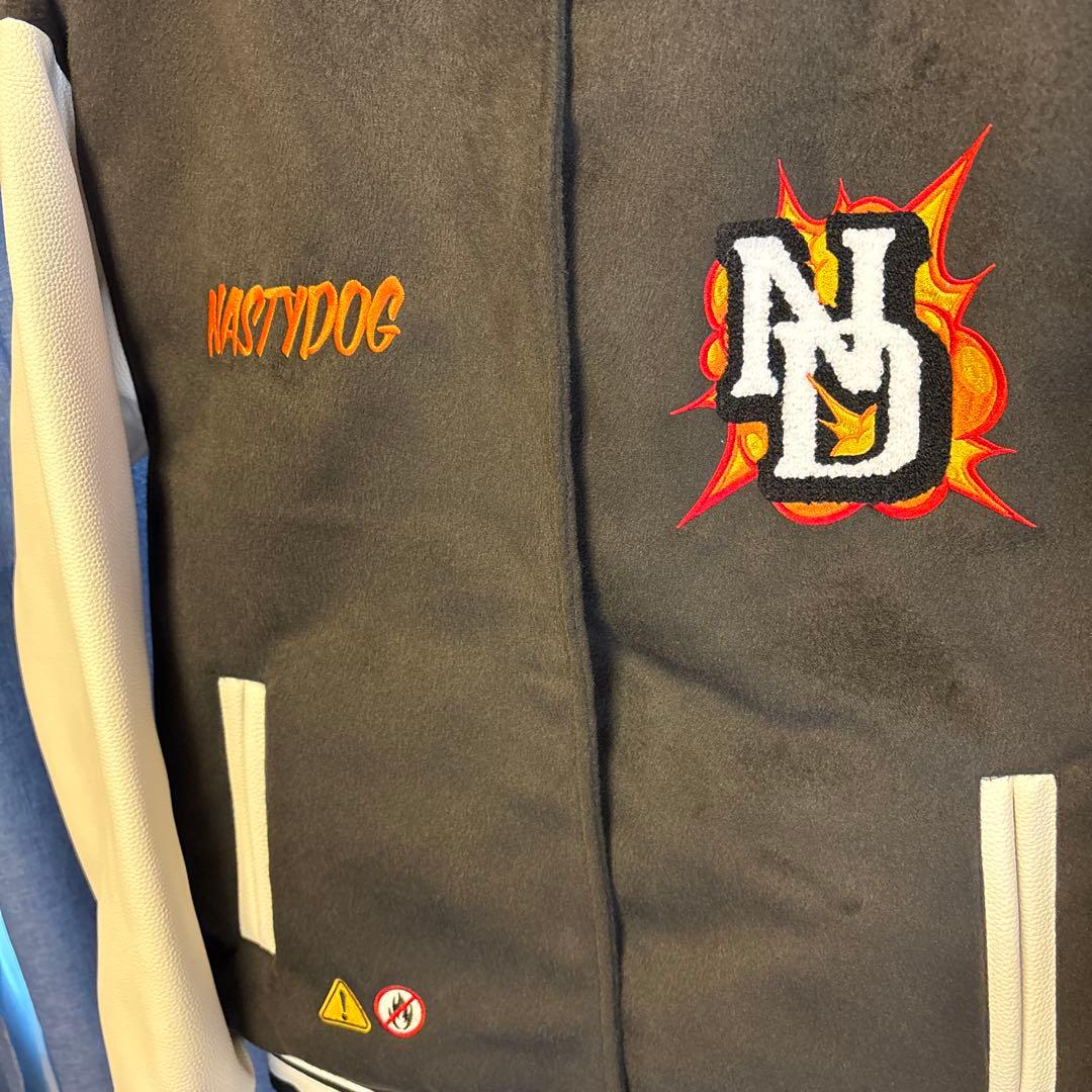 NASTYDOG スタジャン M 黒/白 - メルカリ