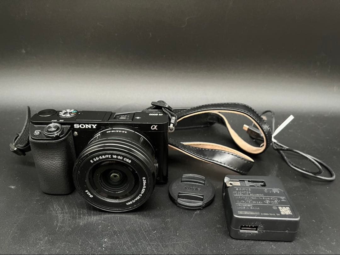 ◇Sony APS-C デジタルカメラ Amazon.com : Sony Alpha NEX-3K Digital Camera 14.2MP w/18-55mm F3