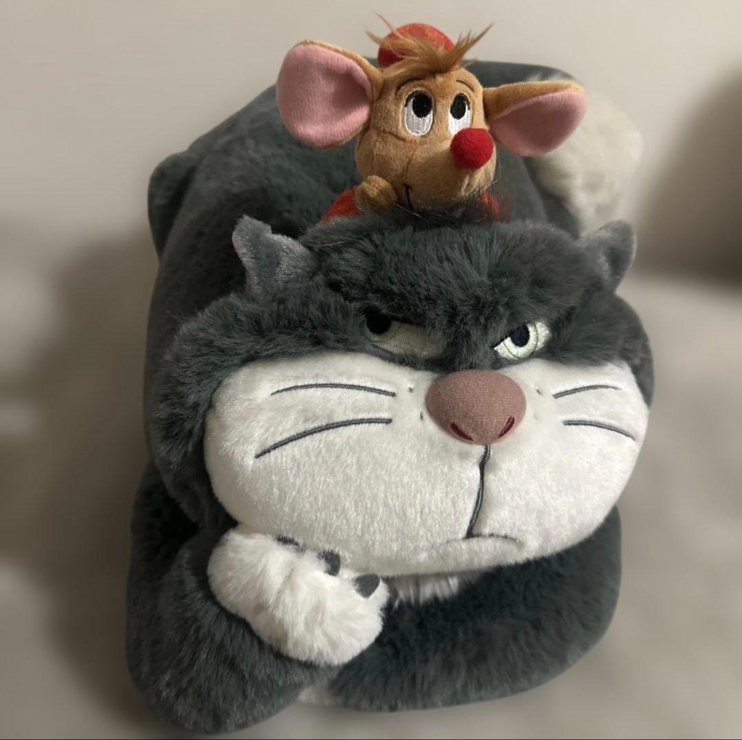 ディズニー ルシファーぬいぐるみ 最安値！！ - メルカリ