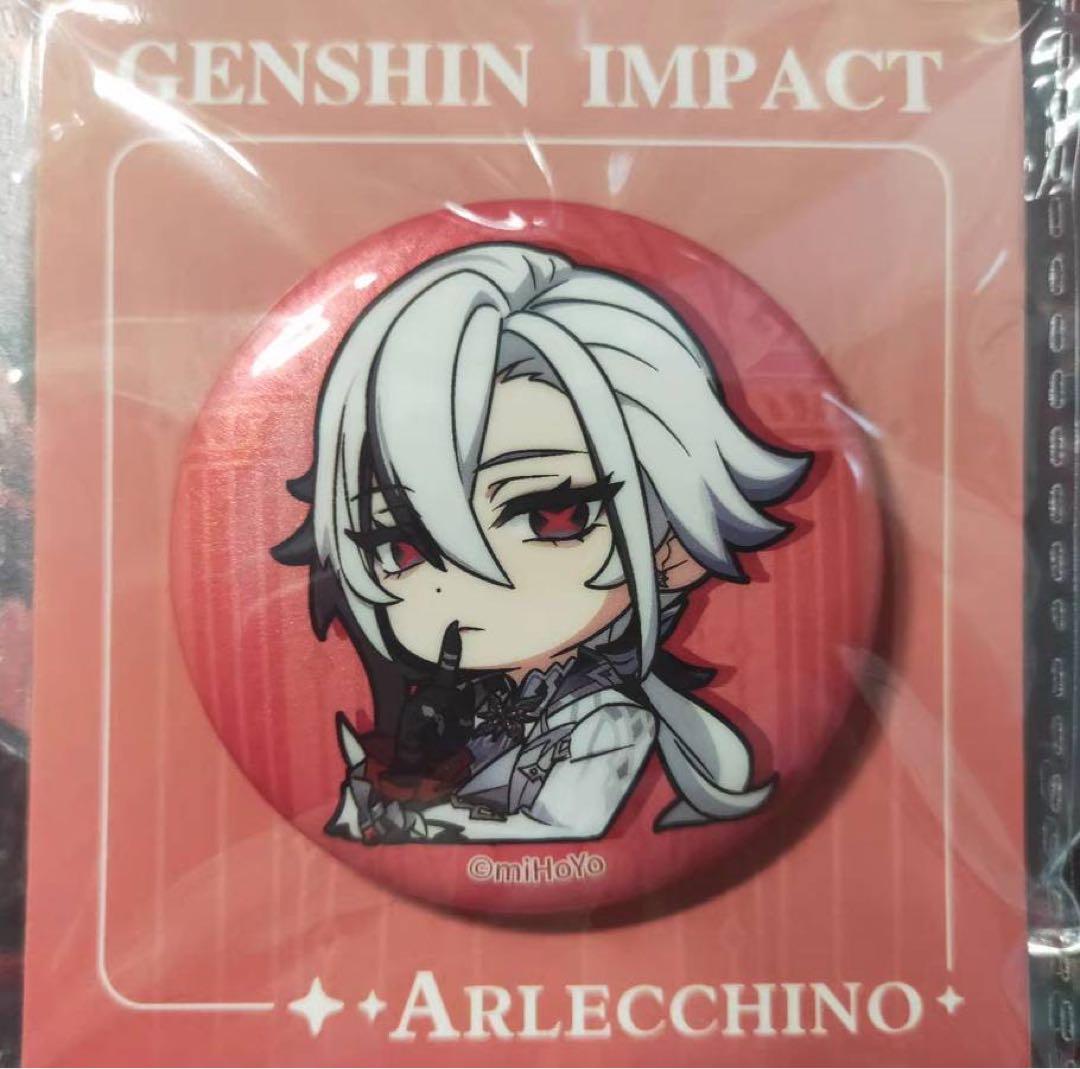 公式正規品 原神 アルレッキーノ 召使 ちびキャラ 缶バッジ パイモンの