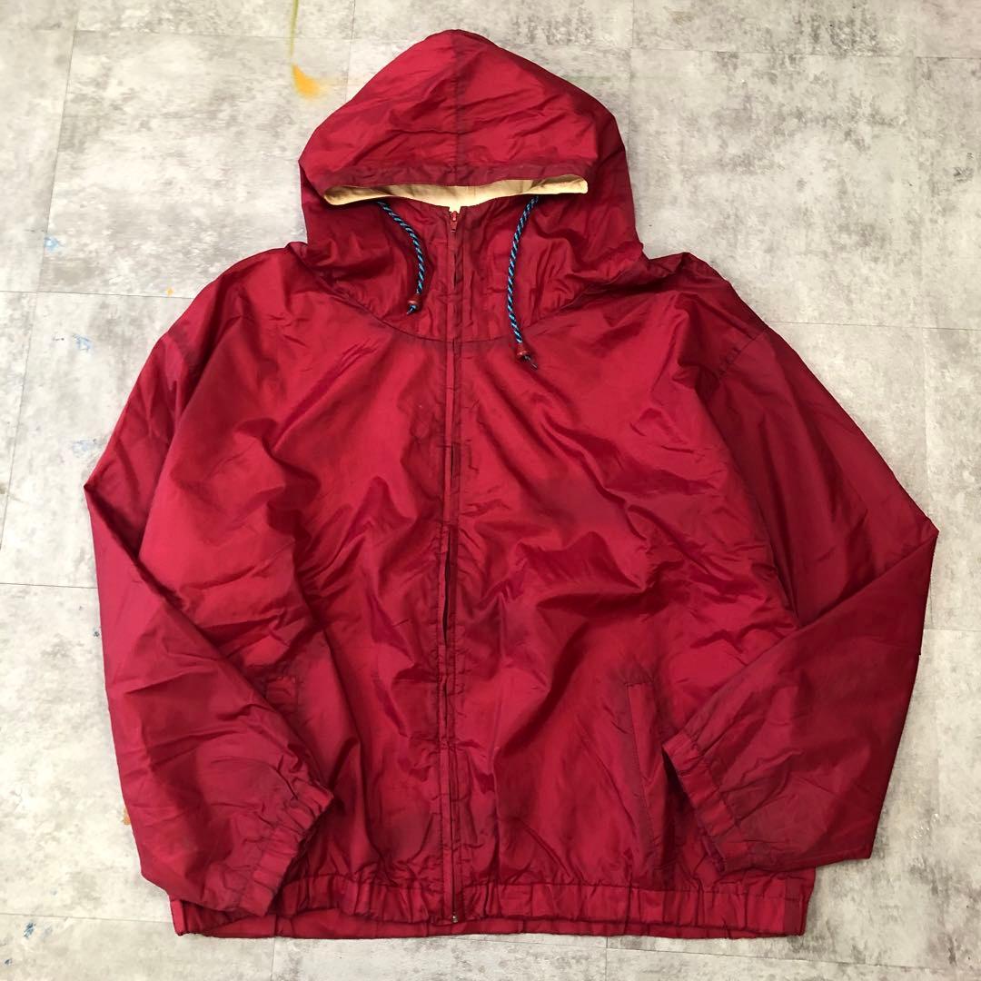 ナイロンジャケット 大きめ XL相当 赤フード付き 首元高い - メルカリ