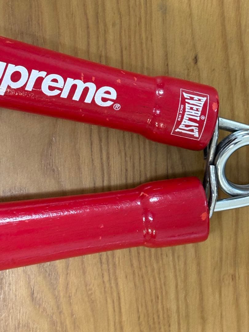 Supreme × EVERLAST ハンドグリップ - メルカリ