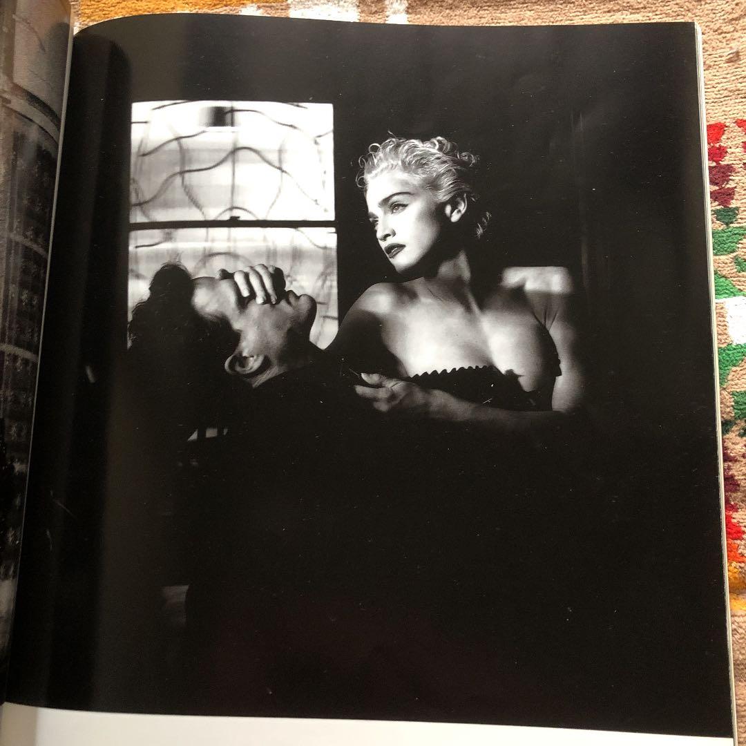 ヘルムートニュートン 写真集