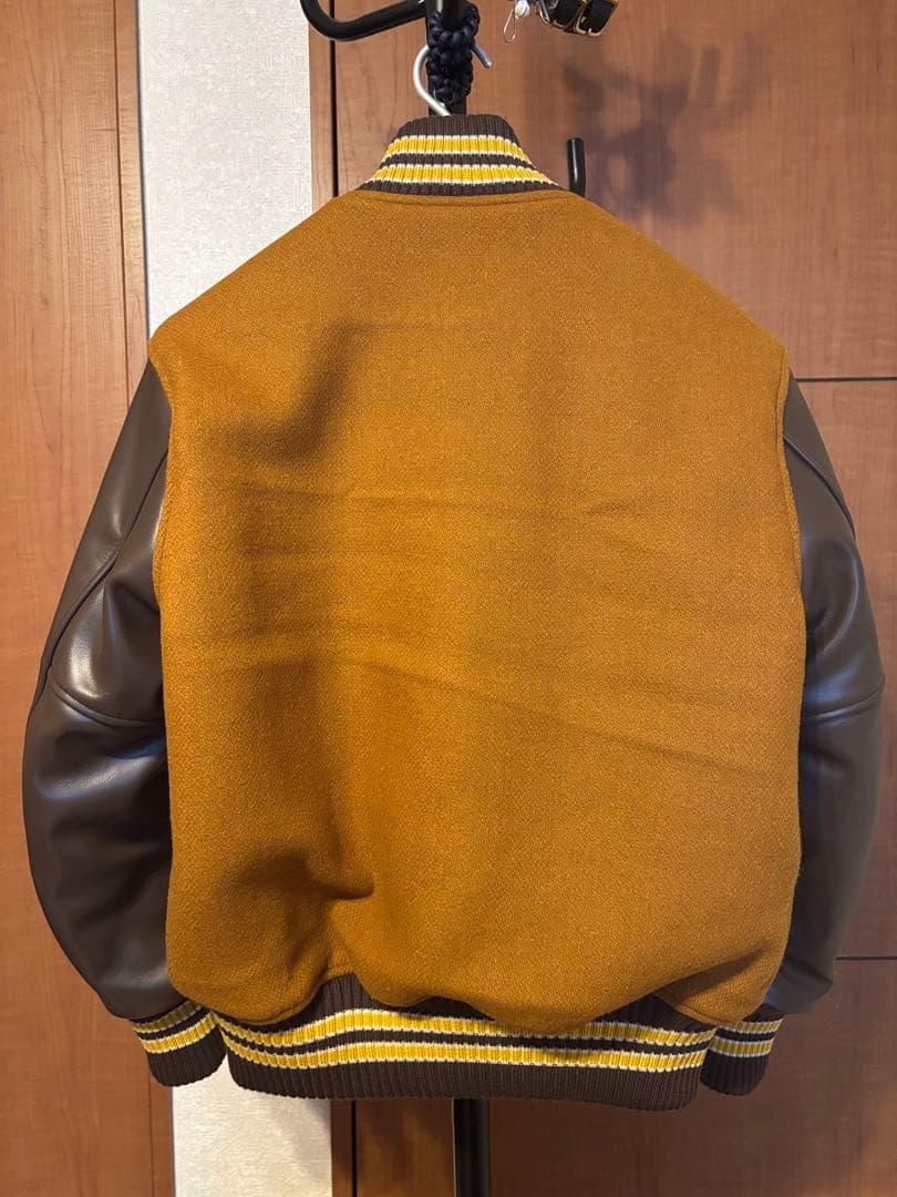 whitesville アワードジャケット 36サイズ ゴールド×ブラウン - メルカリ