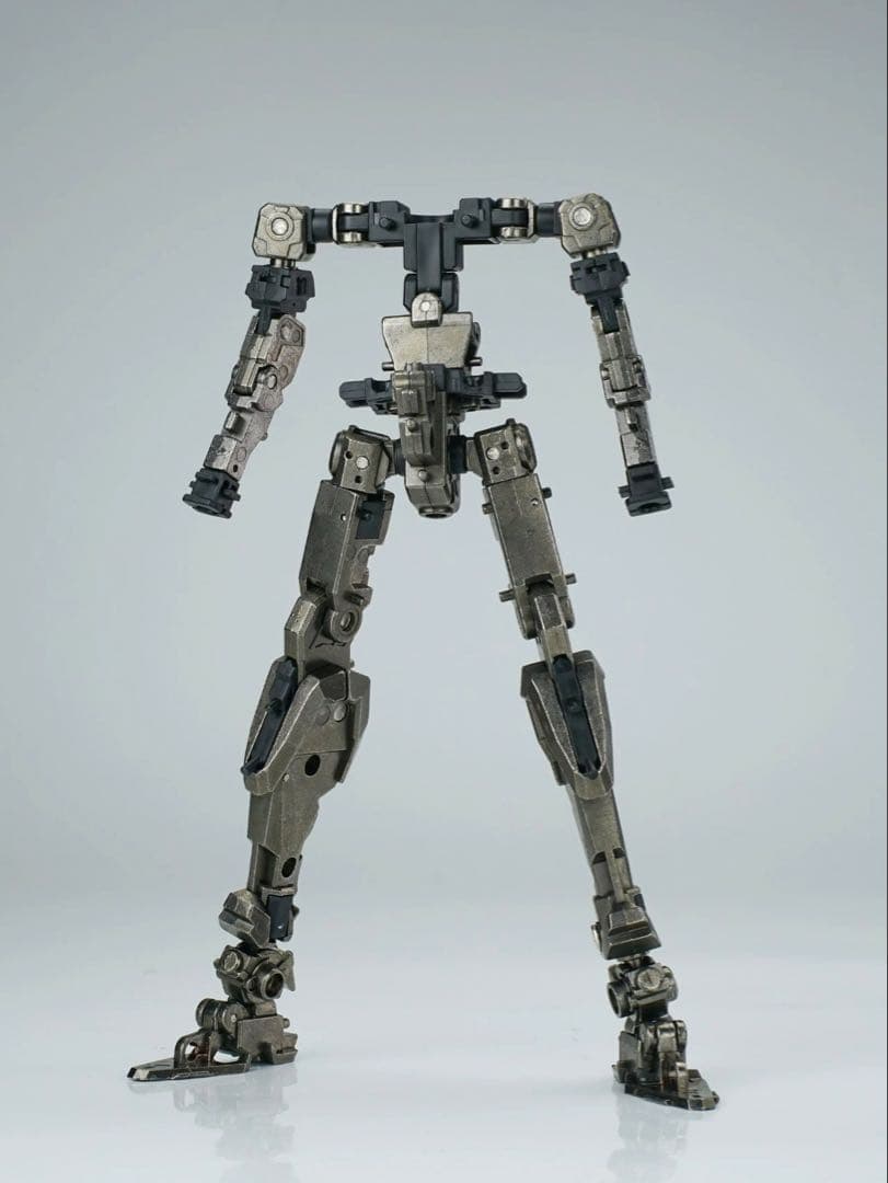 Aurora社　1/100 破暁　アカツキ　合金フレーム付き　海外正規品　プラモ