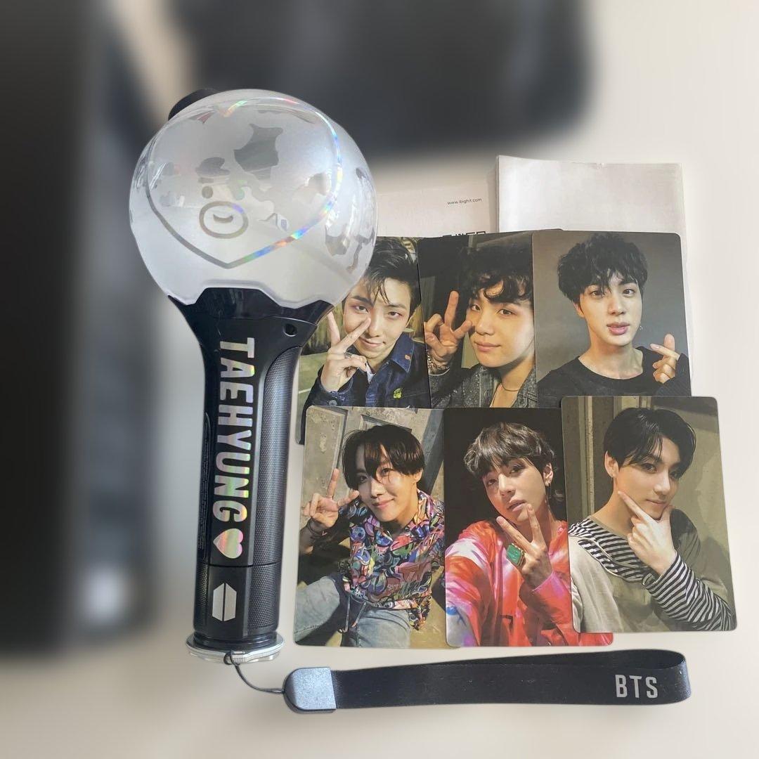 BTS OFFICIAL LIGHT STICK VER.3 アミボム トレカ付 - メルカリ