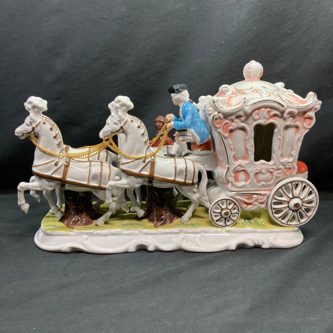 美品】加藤工芸 4頭立て馬車 陶器置物 瀬戸マイセン - メルカリ