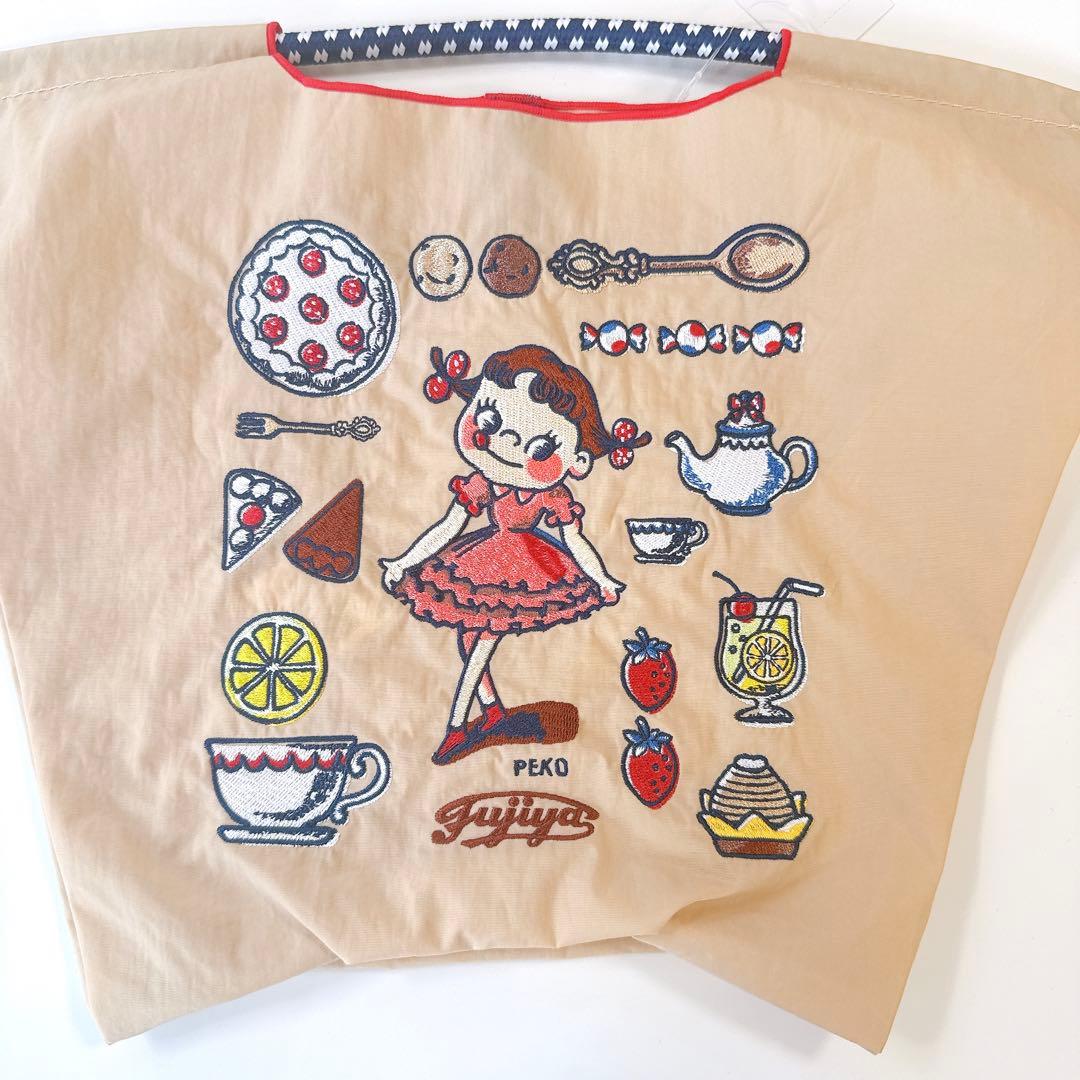 再販なし】新品未使用♡ ボールアンドチェーン×不二家 ペコちゃん