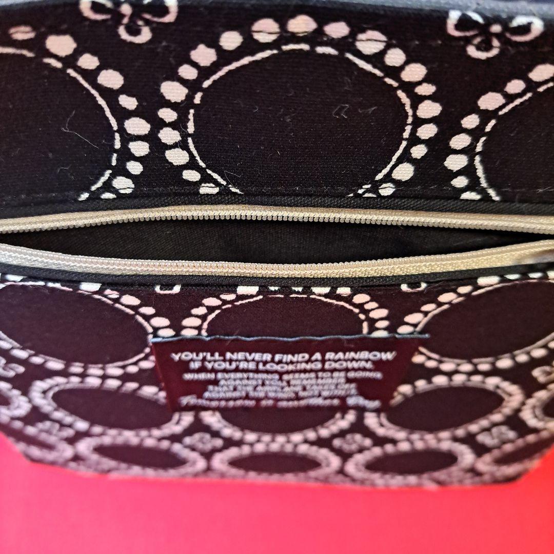 う*読様 コヤンイサムチョン ルミ フリルトートバッグ - トートバッグ