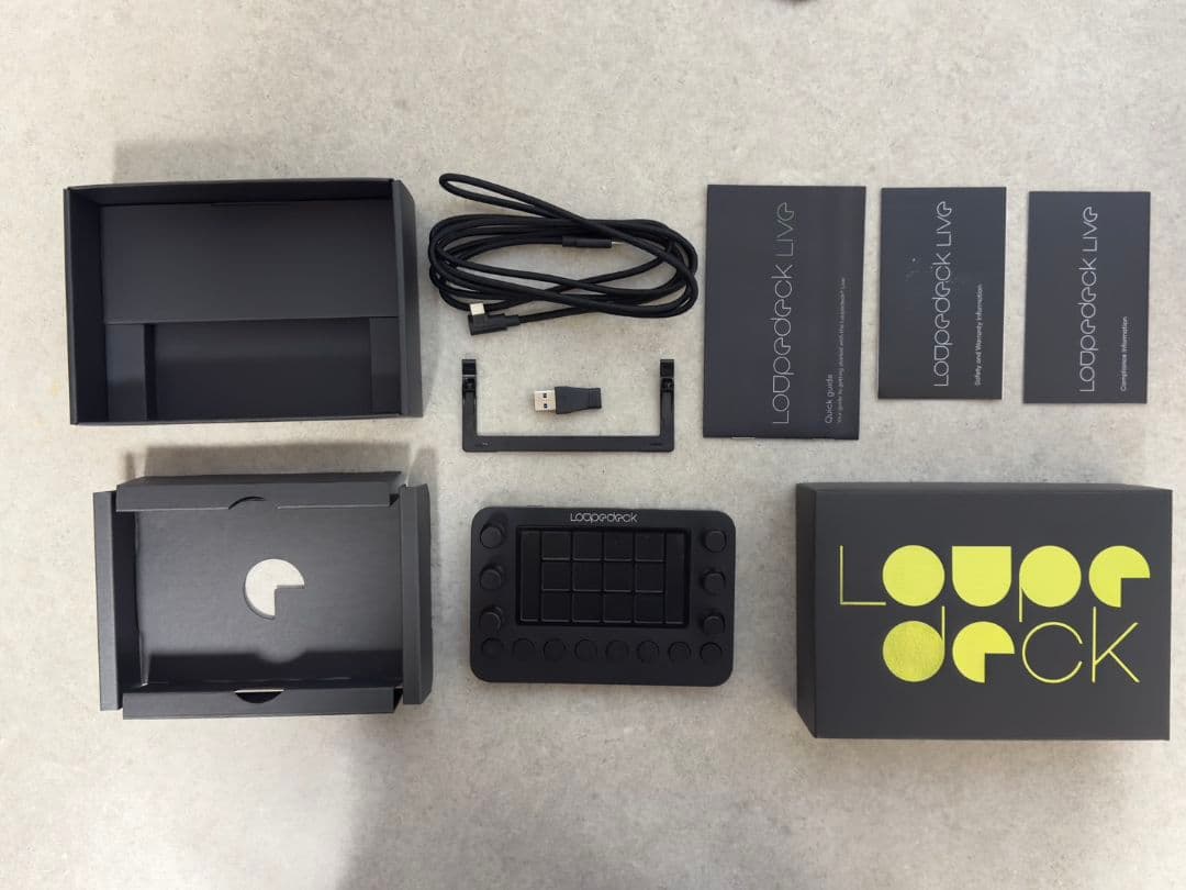 Loupedeck Live ループデックライブ 左手デバイス】Loupedeck Liveを使って1ヶ月が経過したからレビューし
