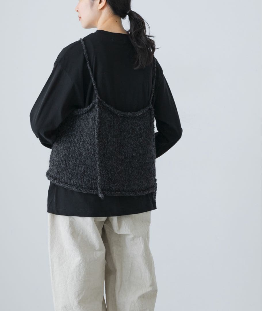 かぐれ アルパカウールブークレニットキャミソール - メルカリ