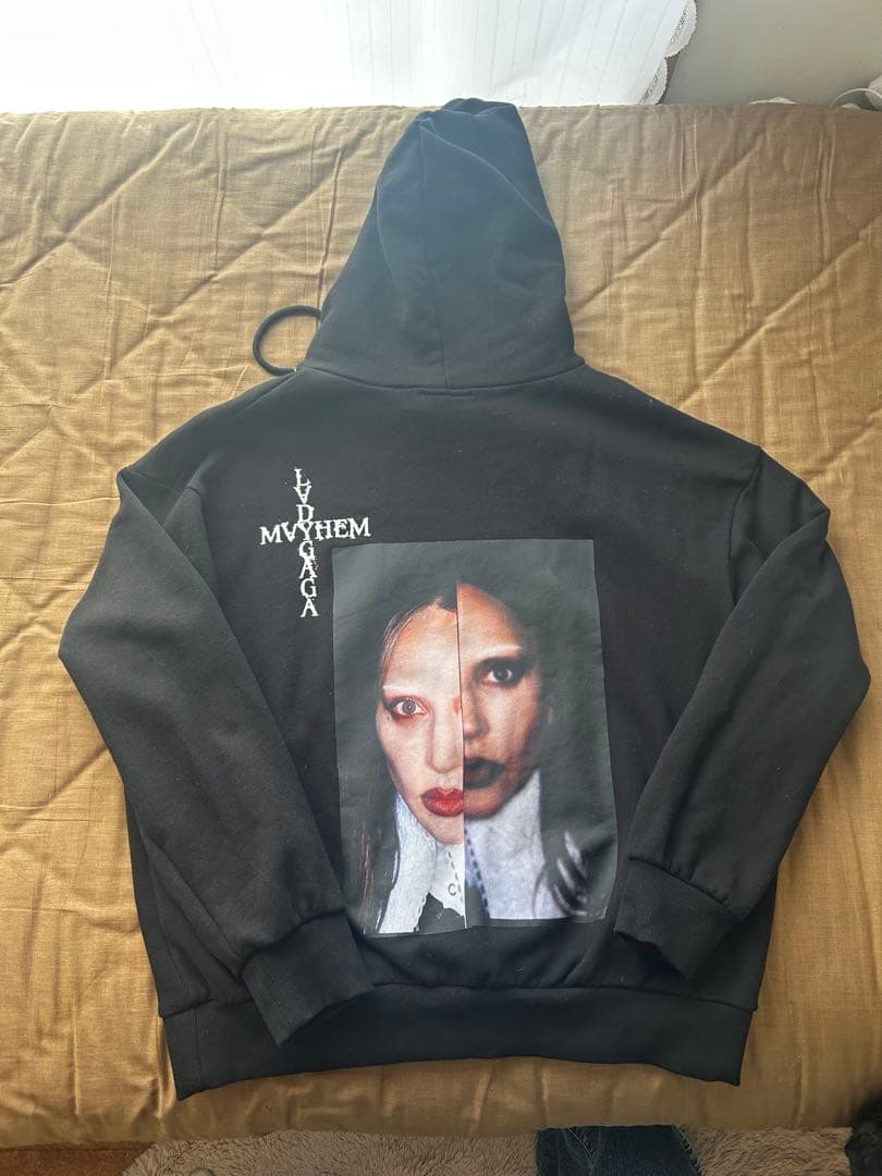 LADY GAGA MAYHEM ポップアップ限定 フーディー 黒M - メルカリ