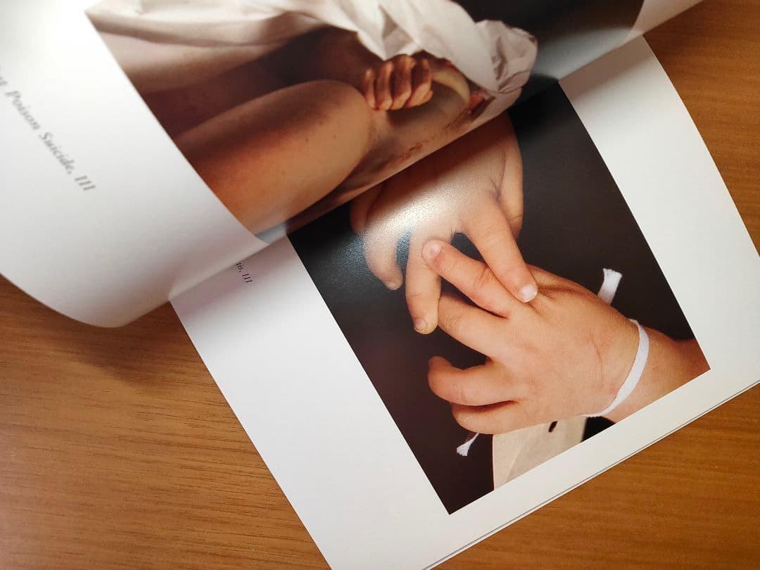 アンドレス・セラーノ Andres Serrano The Morgue - メルカリ