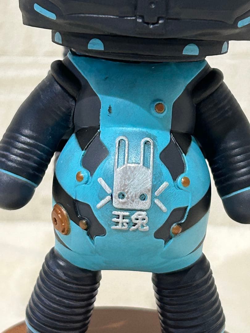 超レア　デスティニー2 ジェイドラビット 玉兎フィギュア