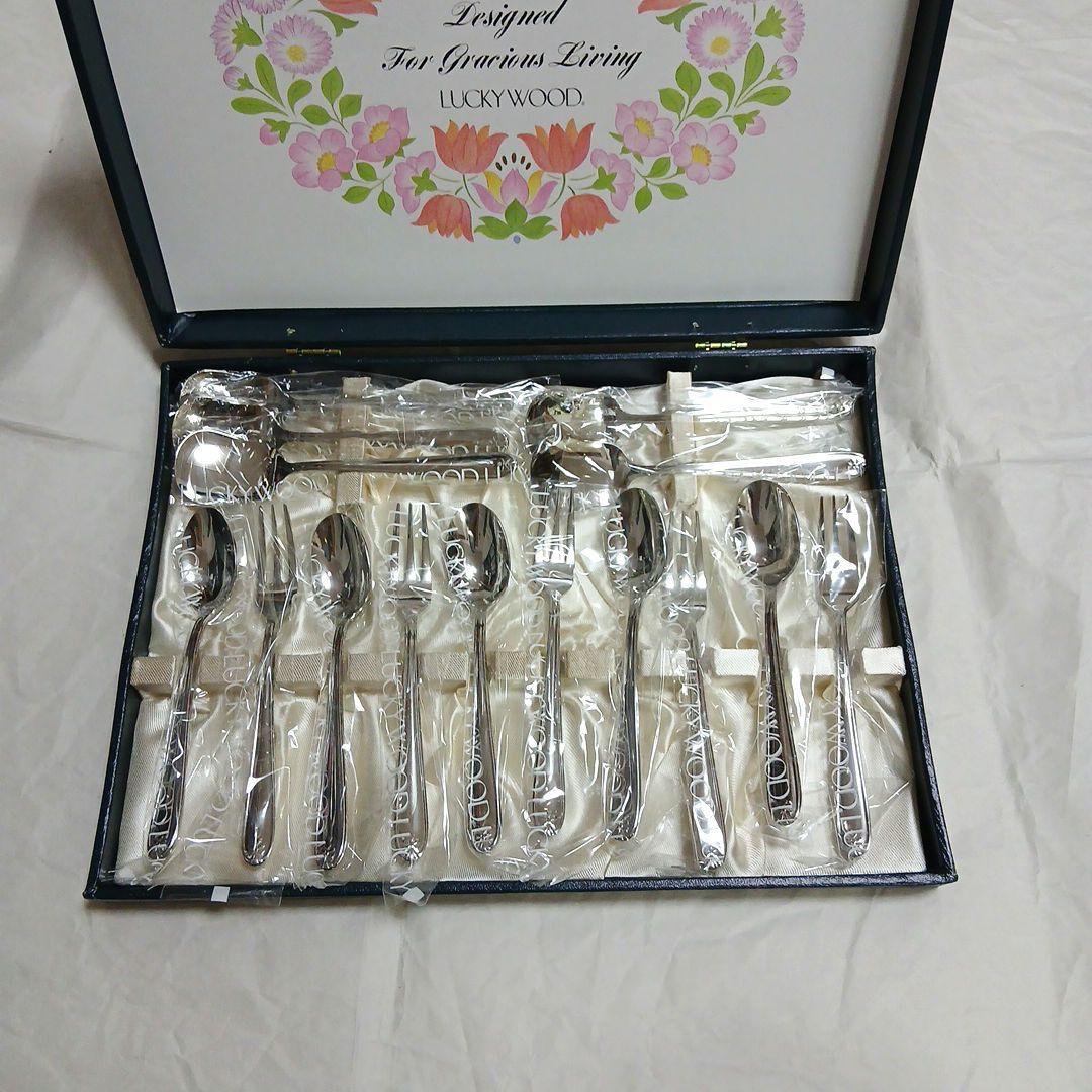 年末値下げ LUCKYWOOD ラッキーウッド 18-10 カトラリーセット - メルカリ