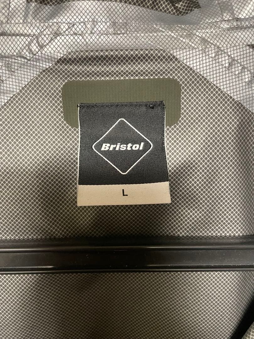 F.C.Real Bristol ナイロンジャケット オリーブ/ブラック L