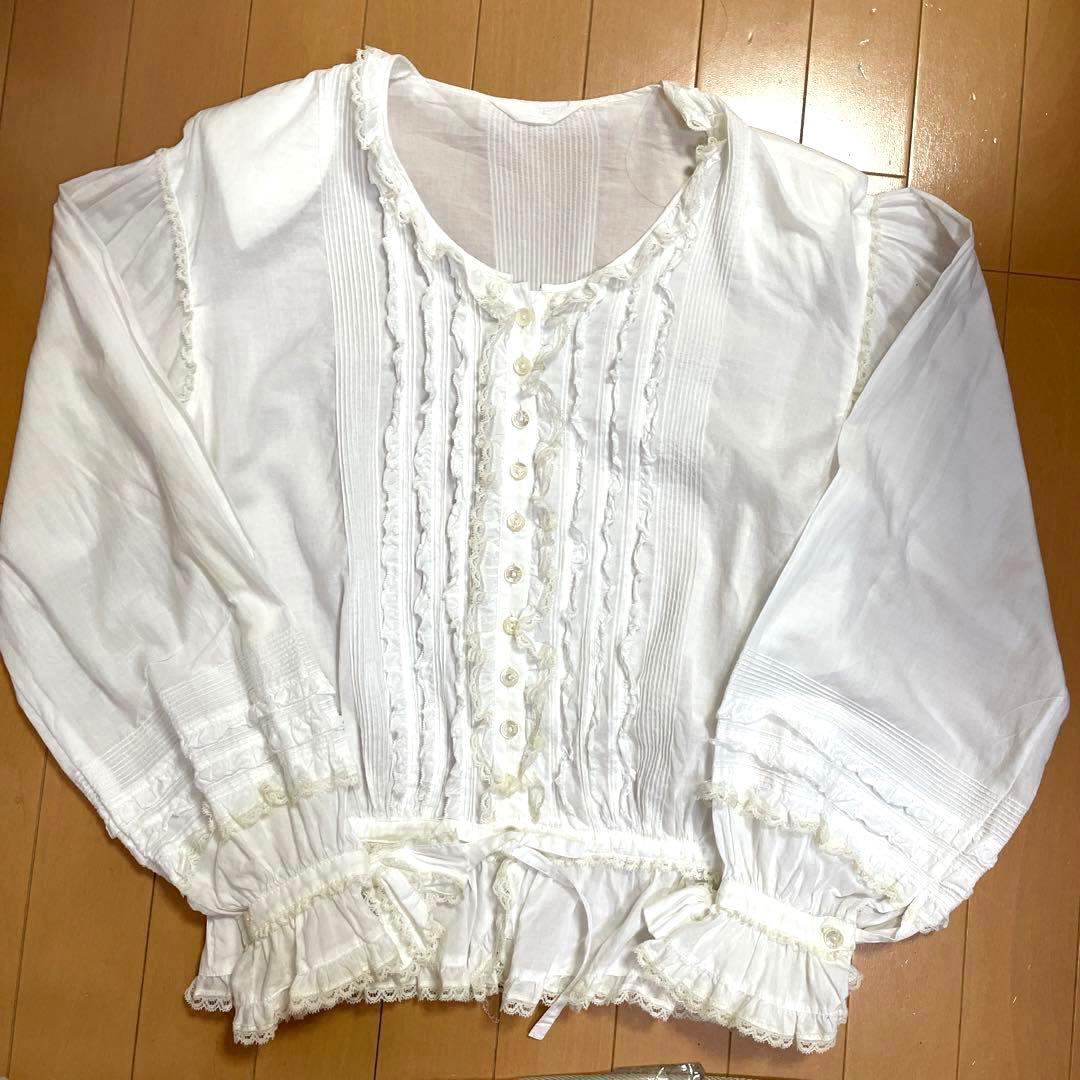 ピンクハウス。豪華レースブラウス