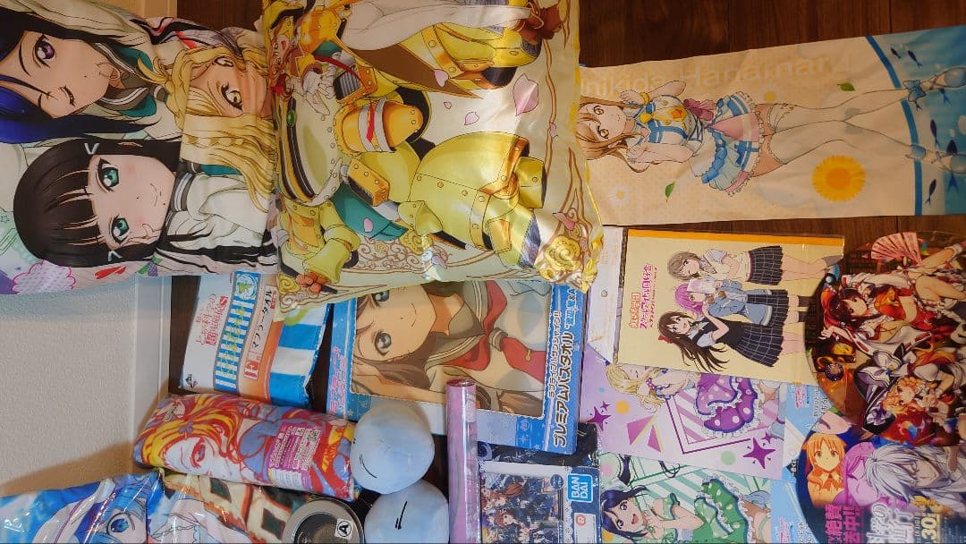 アニメグッズまとめ売り150点以上！ - メルカリ