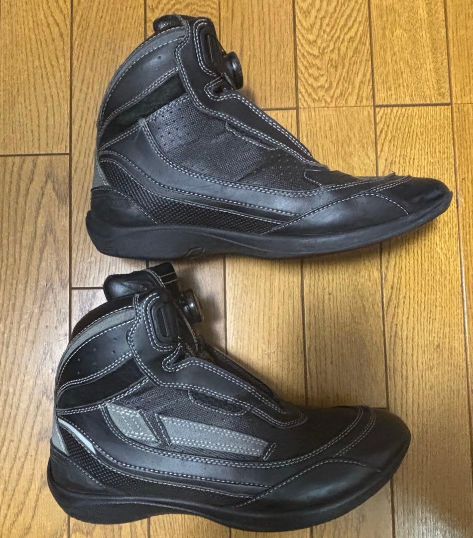 専用です クシタニ KUSHITANI K-4570 27.0cm