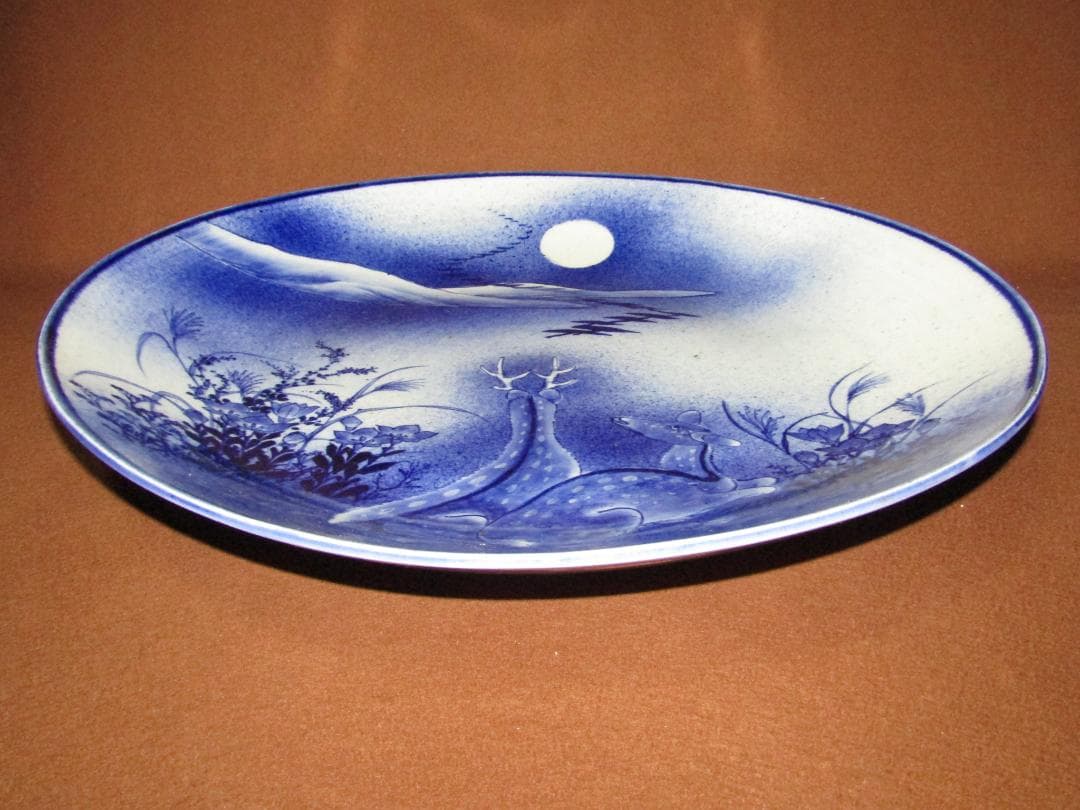 珍品！【染付吹き墨 月見の鹿図 一尺五寸皿】伊万里 - メルカリ