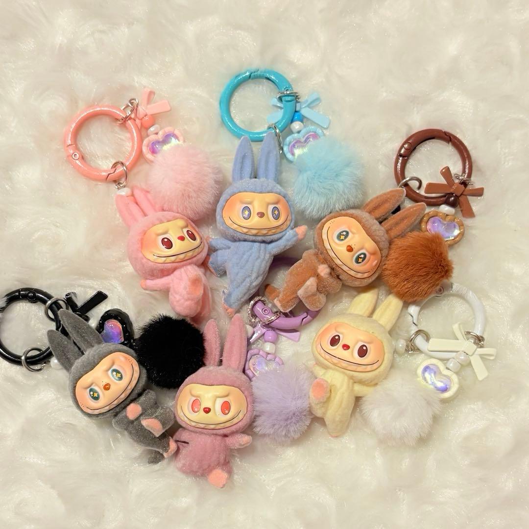 新品】ラブブキーホルダー - メルカリ