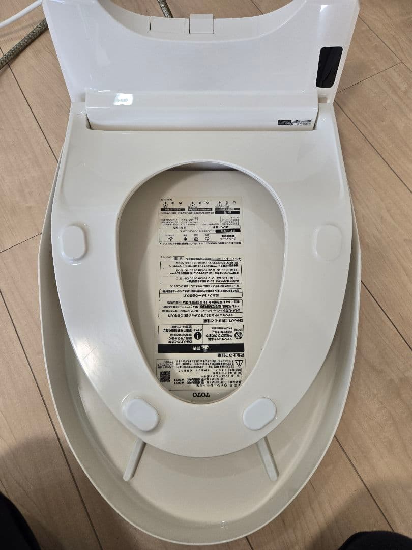 TOTO ウォシュレット 温かい便座 消臭機能付き 2019年 - メルカリ