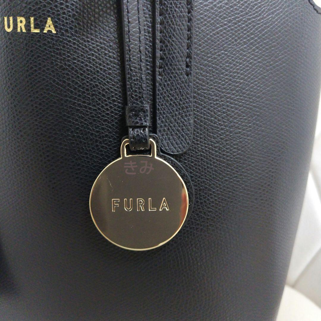 ミ*ー様 FURLA LINDA S TOTE 25 NERO - メルカリ