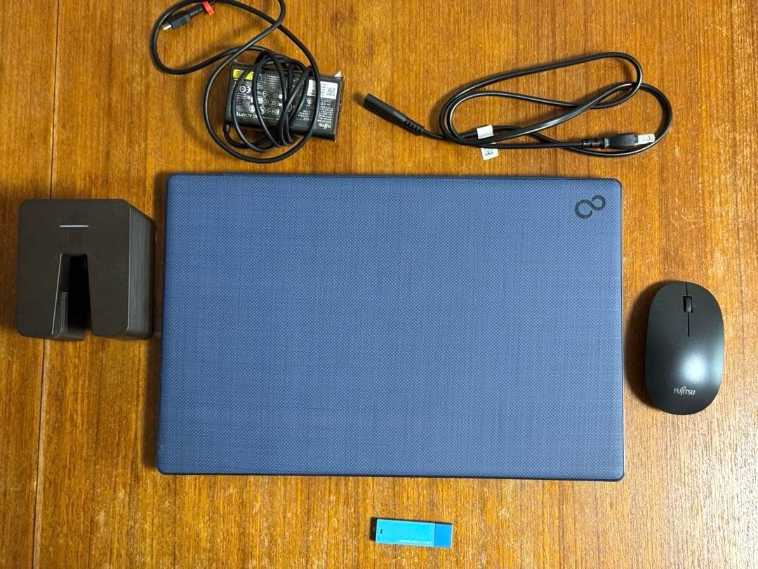 富士通 FMV LIFEBOOK TH77/E3 リカバリメモリ付き ノートPC 富士通FMVパソコン | LIFEBOOK TH77/E3