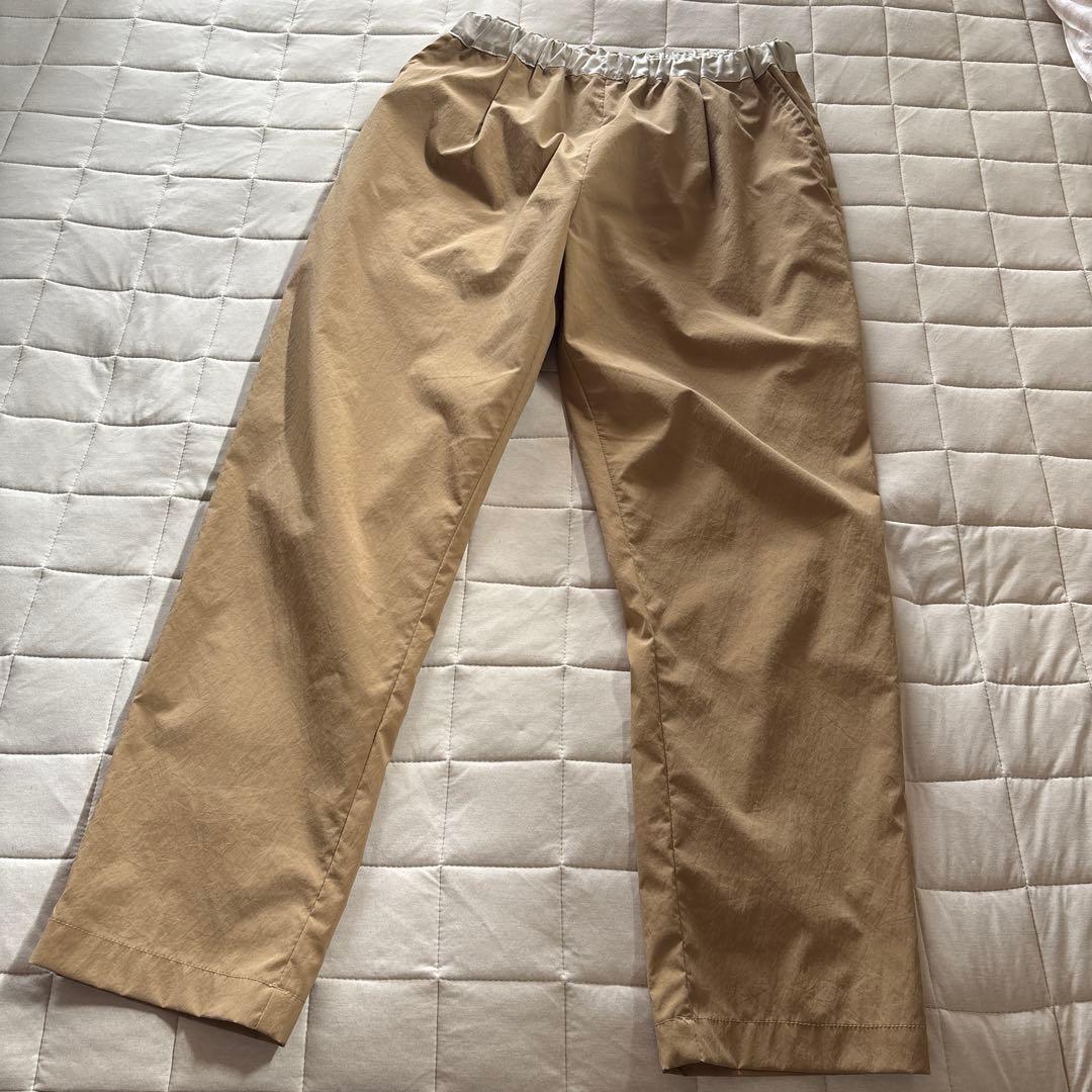 our アワーホーム すっきりシルエットのテーパードパンツ ベージュ すっきりシルエットのテーパードパンツ – OURHOME