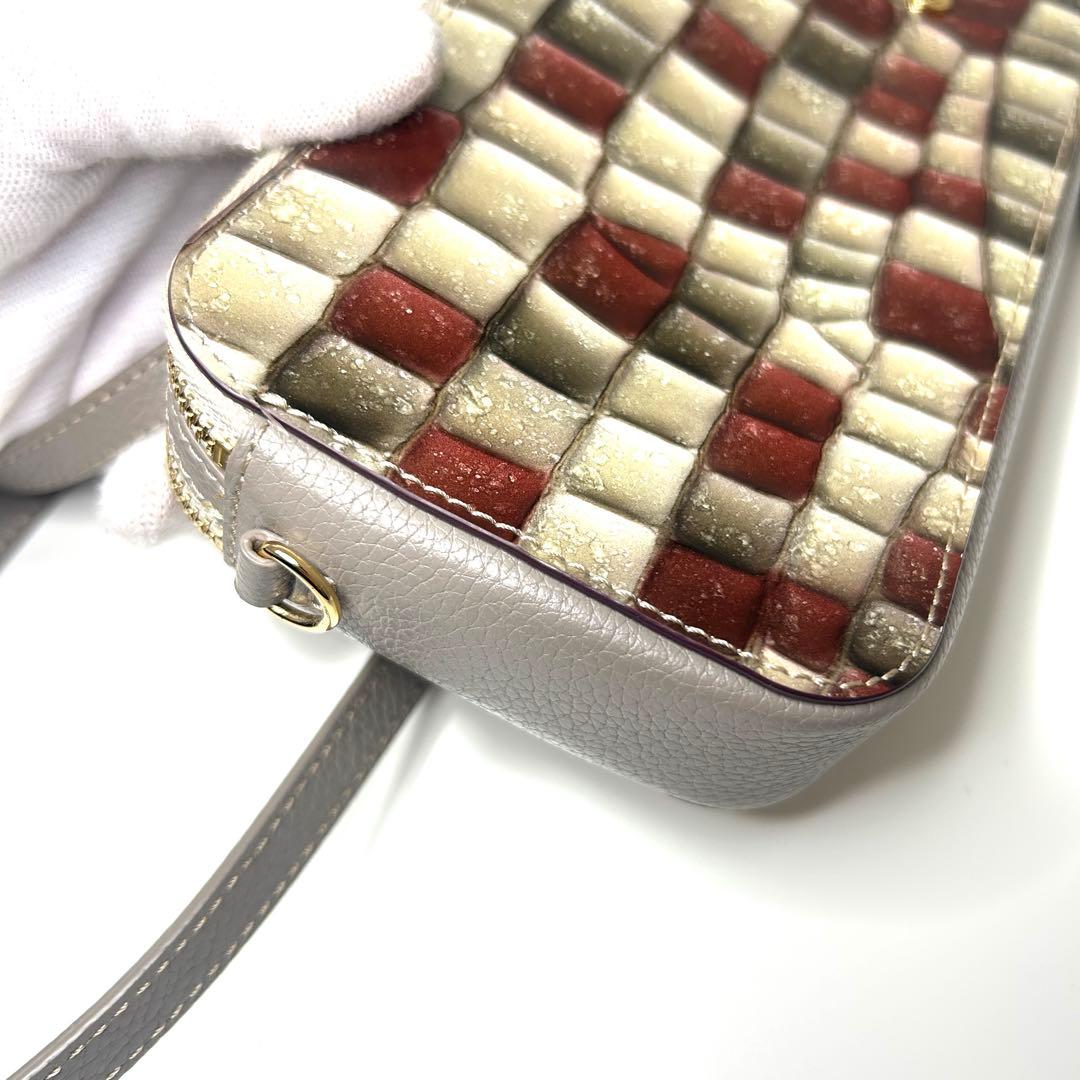 極美品】ATAO アタオ 市松柄 レザー 2way ショルダーウォレット - メルカリ