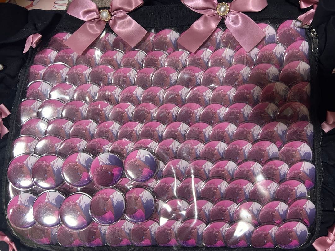 【値下げ】さとみくん 感情色 缶バッジ 142個 値下げ】さとみくん 感情色 缶バッジ 142個 - メルカリ