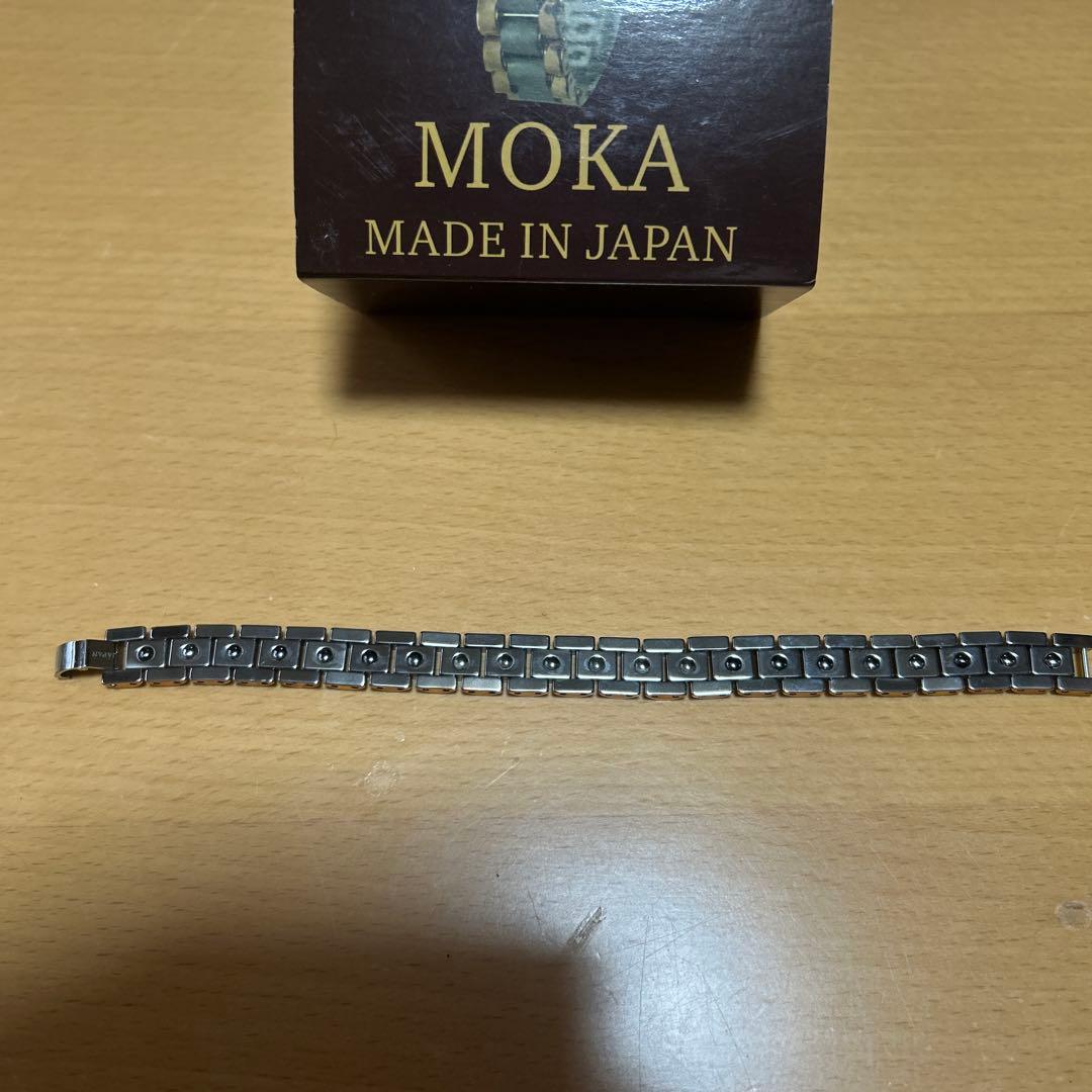 健康ブレスレットM O k A。