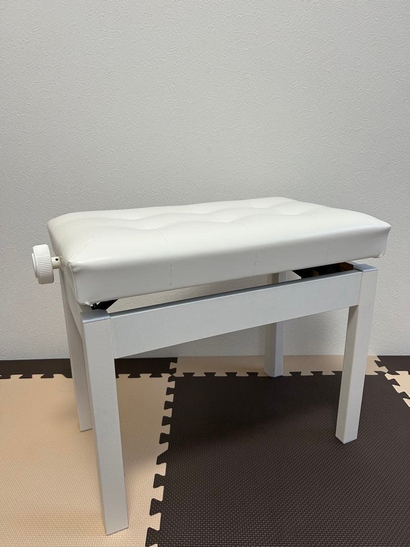 ピアノ用椅子（ホワイト） ピアノ 椅子 高低自在 高さ調整 子供 大人 一人掛け 軽量 木製 レザー