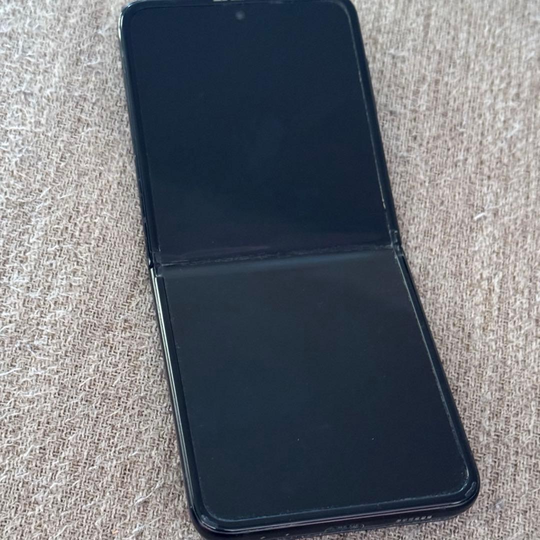 Galaxy ZFlip3 ブラック ジャンク - メルカリ