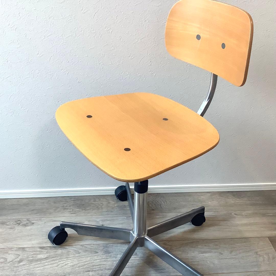 Fritz Hansen KEVI ケヴィチェア 木目調 キャスター付 中古品 - メルカリ