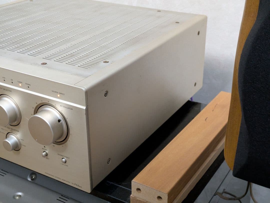 SONY　プリメインアンプ《TA-FA5ES》少しよく読んで下さい。