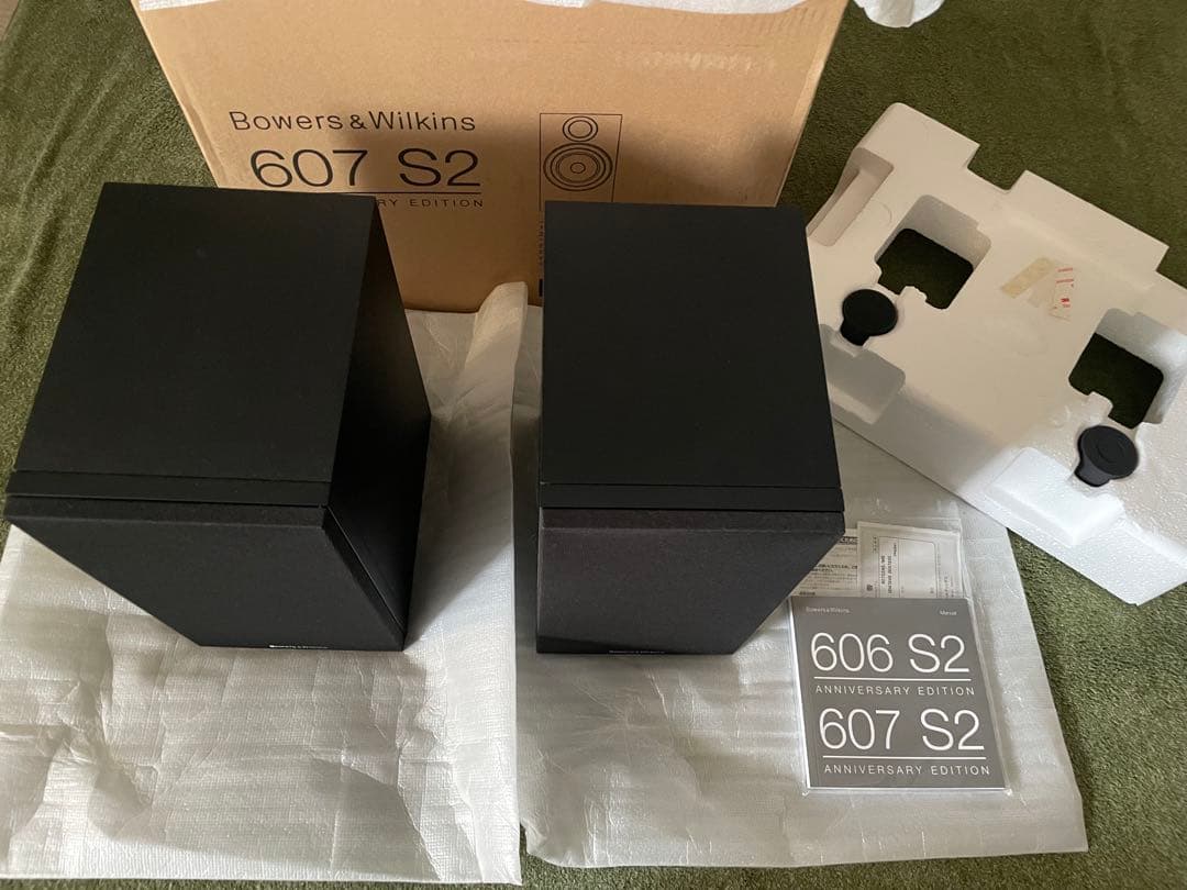 【美品美音】B&W 607 S2 Anniversary Edition 黒色 B&W/スピーカー/607 S2 Anniversary Edition ペアのご紹介です。