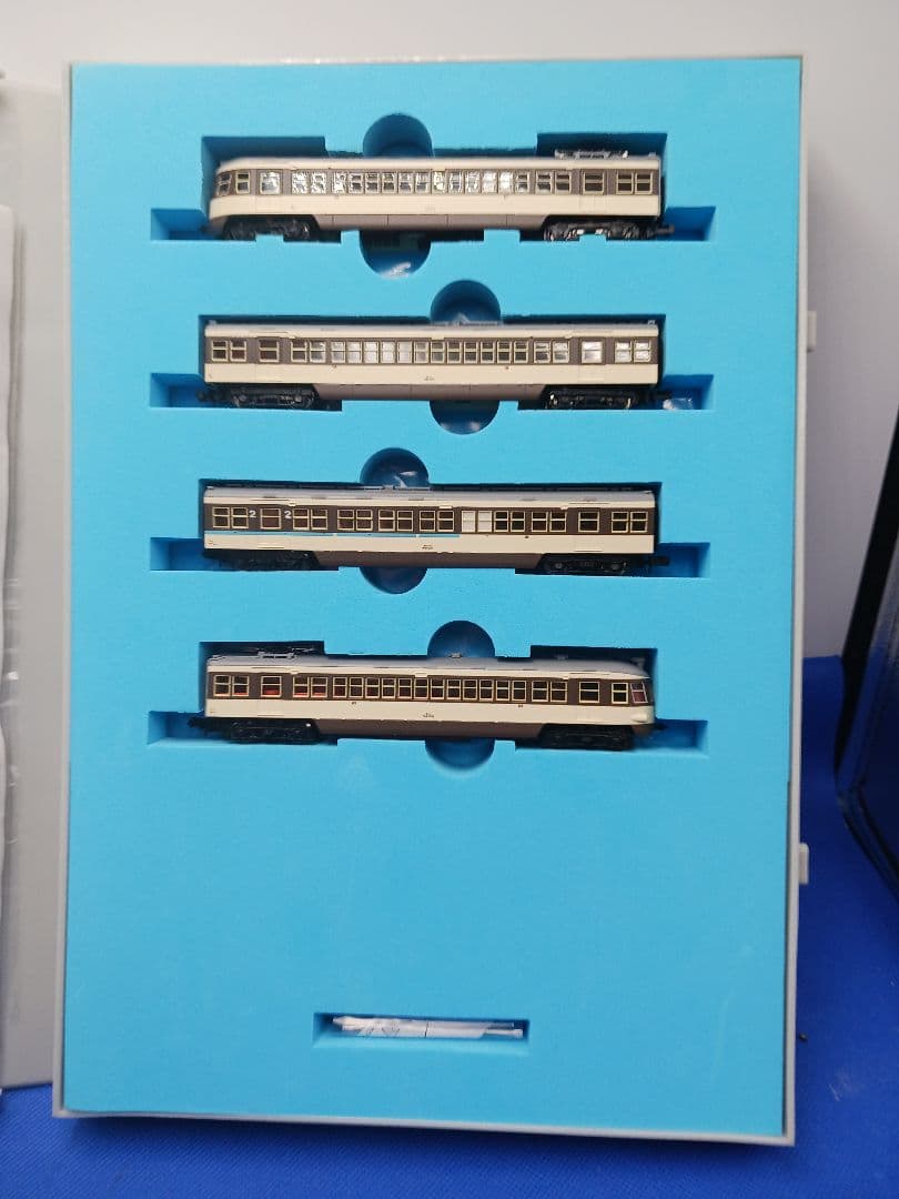 マイクロエース A0080 国鉄 52系 ツートンカラー 4両セット - メルカリ