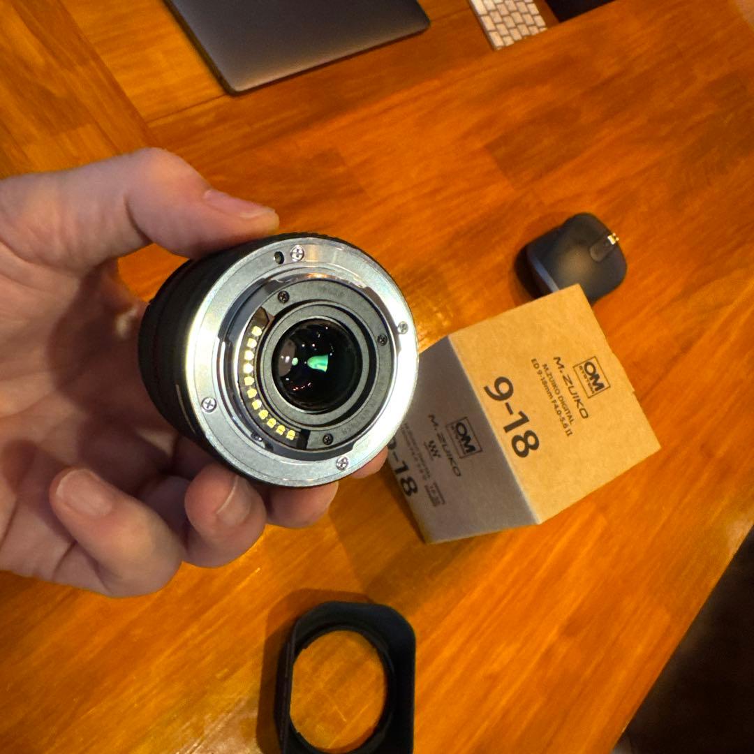 OLYMPUS M.ZUIKO 9-18mm F4.0-5.6 II角形フード付