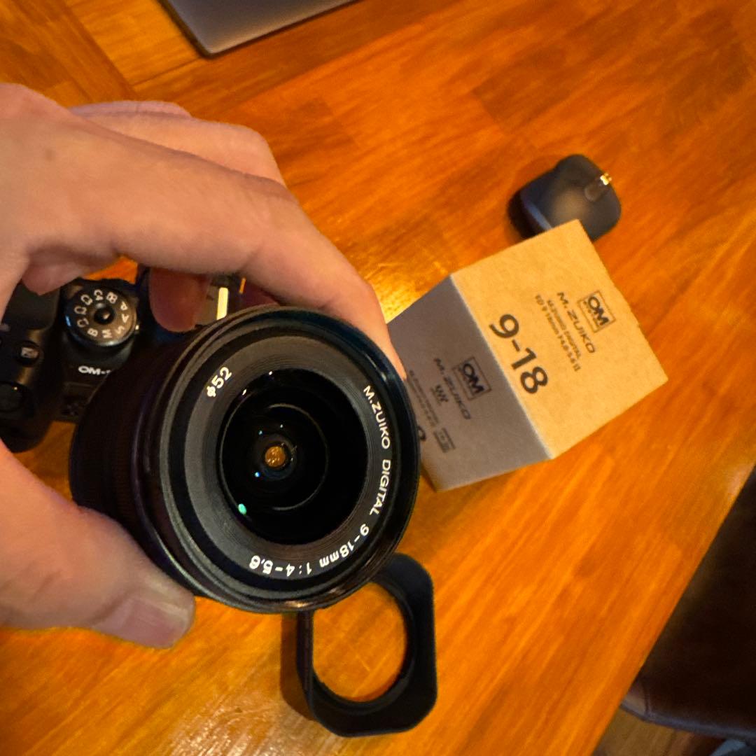 OLYMPUS M.ZUIKO 9-18mm F4.0-5.6 II角形フード付