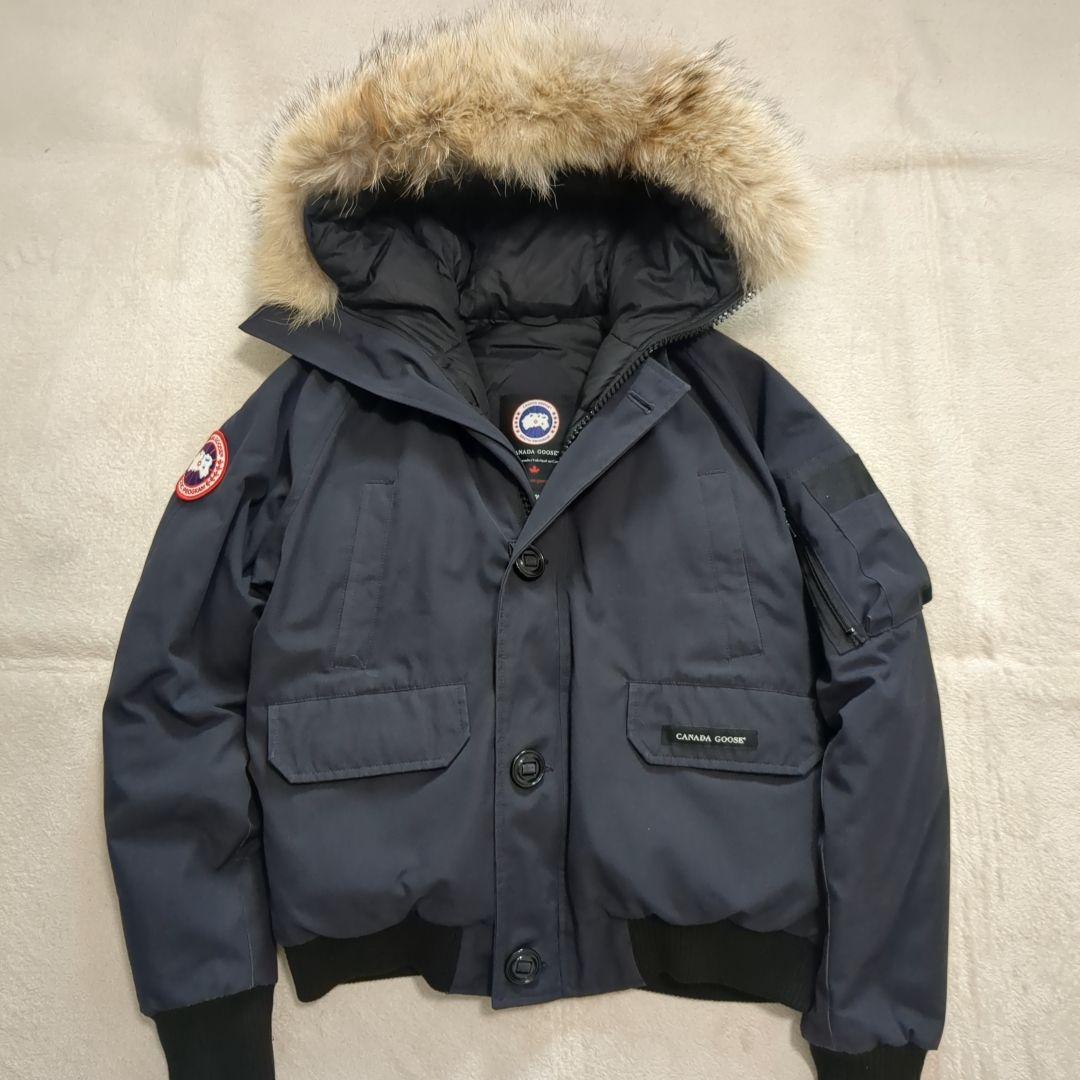 極美品 カナダグース チリワックボンバー ショートダウンコート