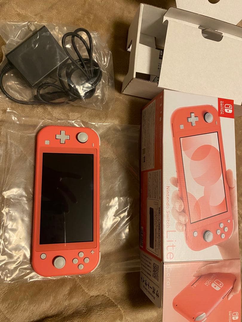 Nintendo Switch Lite ピンク 本体　プロコンSD128ケース Amazon.com: Silicone Protective Case for Nintendo Switch Lite