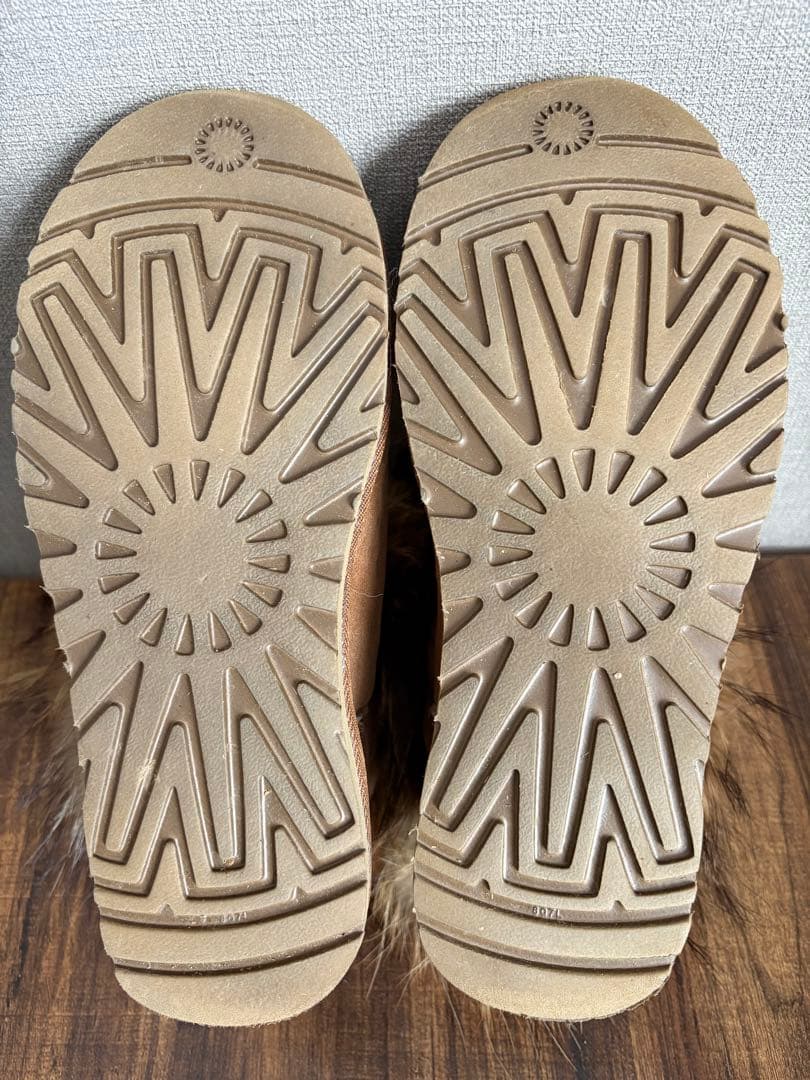 UGG Ciele AUSTRALIA アグハラコファームートン24cm - メルカリ