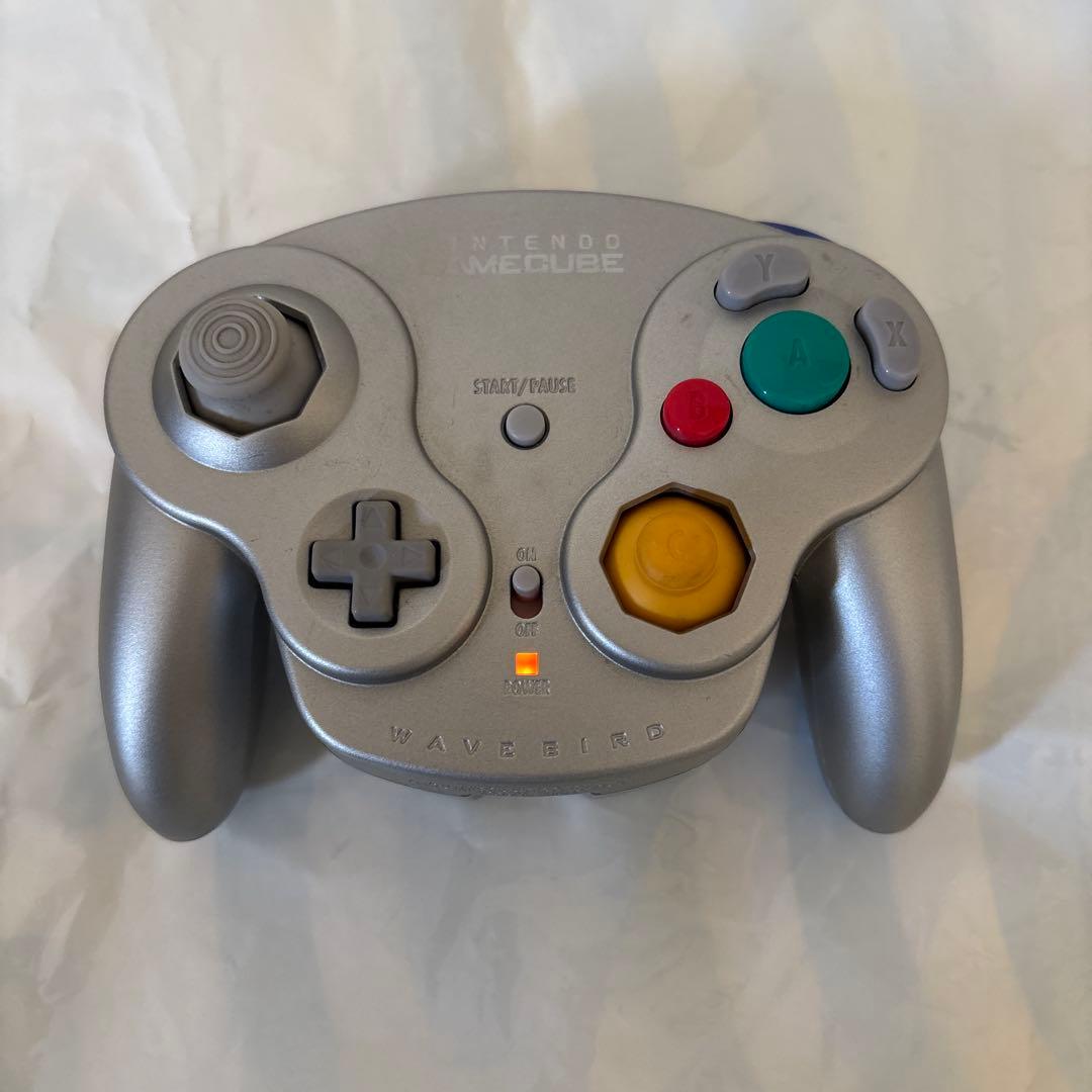 ウェーブバード　ゲームキューブ用　コントローラー•レシーバー 動作品】ウェーブバード レシーバー付 ゲームキューブコントローラー