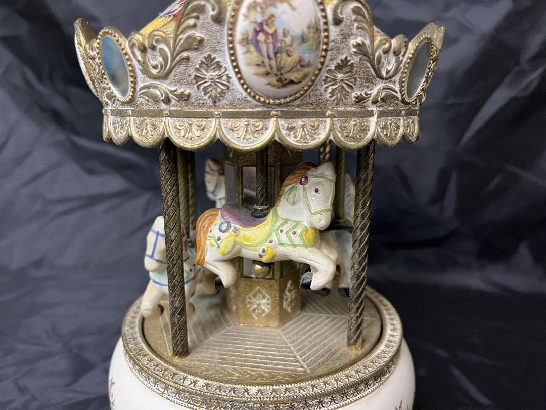 三協商事 メリーゴーランドのオルゴール 超希少！ - メルカリ