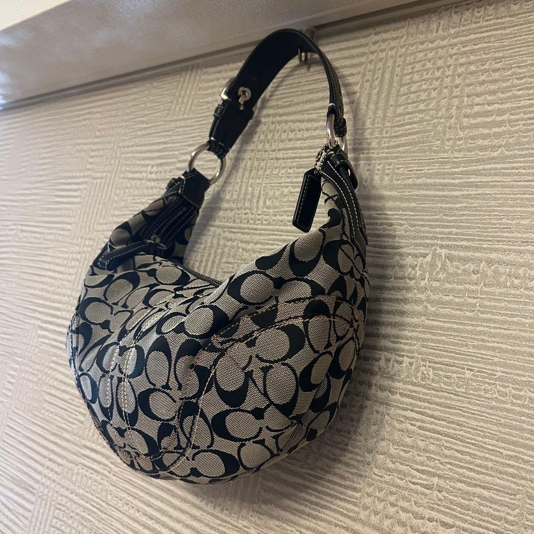 《美品》COACHコーチ☆ホーボー ワンショルダーバッグ ポーチ ハーフムーン