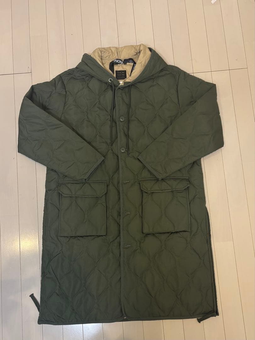 TAIONミリタリー フード ダウンコート TAION / タイオン】ミリタリー フード ダウンコート（ダウンジャケット