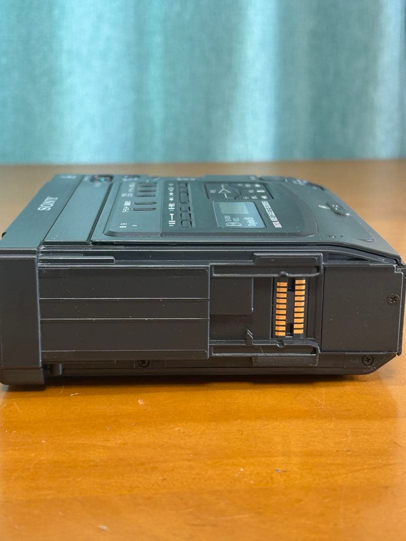 動作未確認】SONY GV-D200 8mmビデオデッキ ＋IEEE1394等 - メルカリ